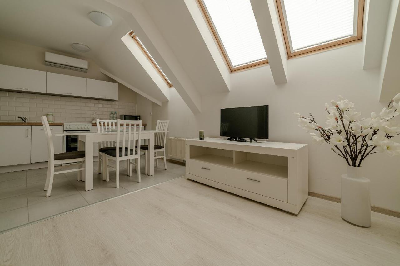 גיז'יצקו Guz Apartamenty מראה חיצוני תמונה